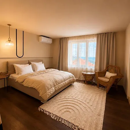 Villa Undina - Luxury With Stunning Sea View, Pool & Bbq Balchik