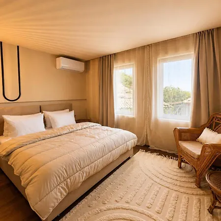 Undina - Luxury With Stunning Sea View, Pool & Bbq Villa *