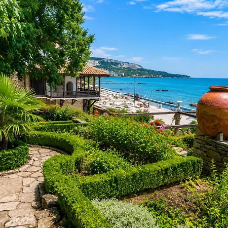 Undina - Luxury With Stunning Sea View, Pool & Bbq Villa *